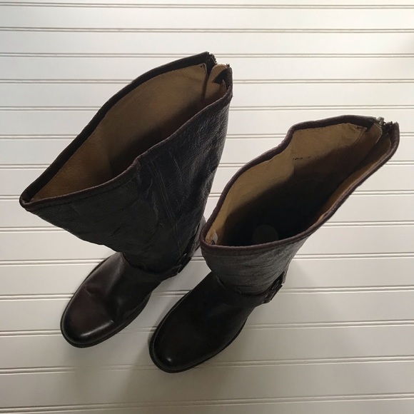 ❌SOLD❌Frye Phillip Harness Tall •Wide Calf brown 7 - Picture 7 of 7